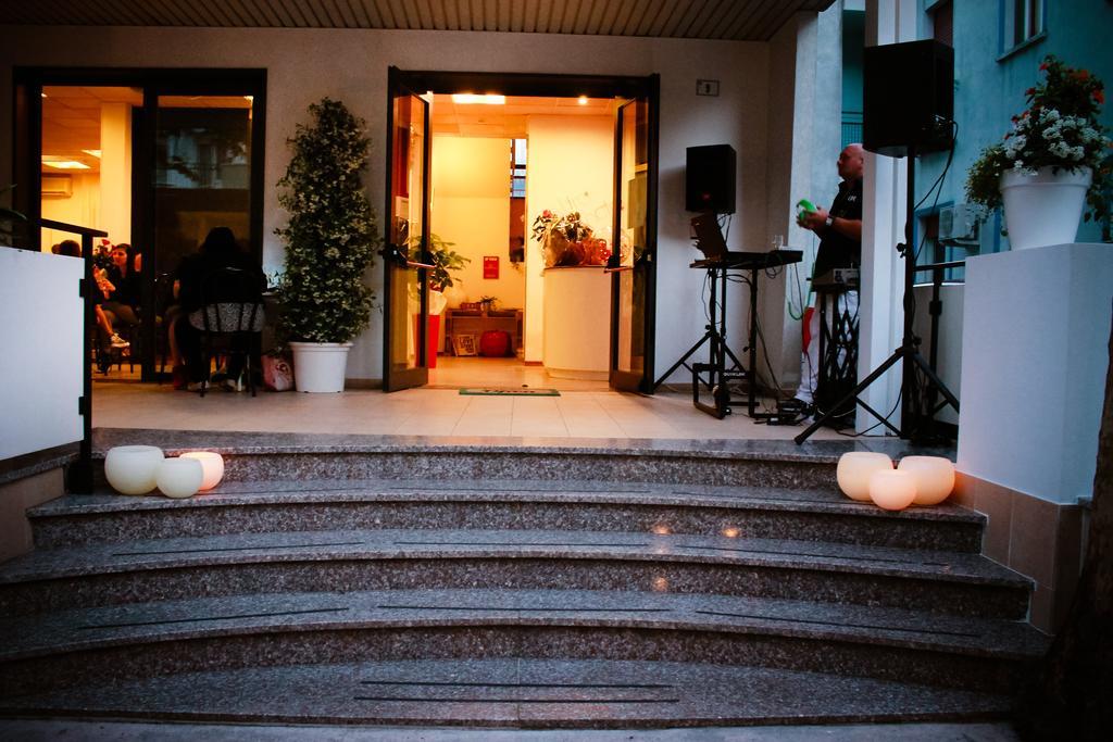 Altro Hotel بيلاريا-إيجيا مارينا المظهر الخارجي الصورة